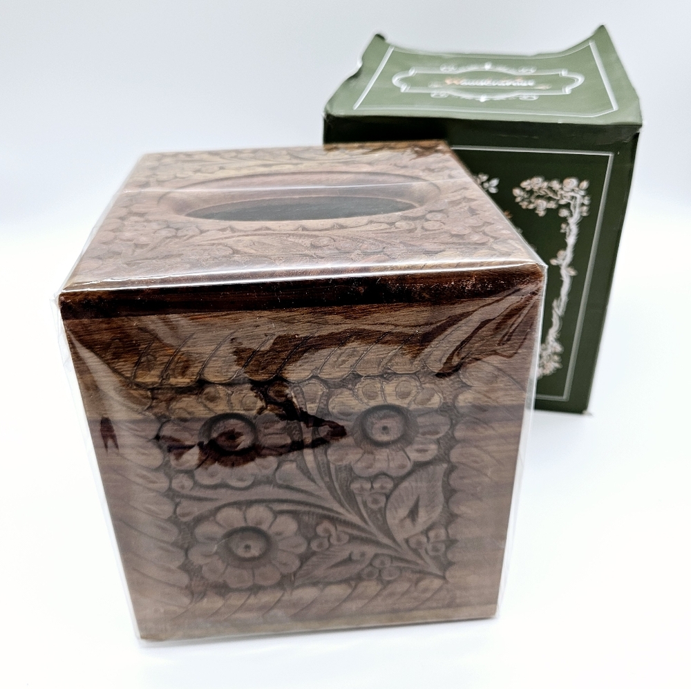 HAND MADE | Woodcraftist floral wooden tissue box